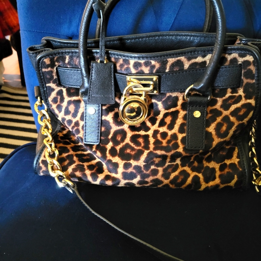 MICHAEL KORS SHOULDER BAG